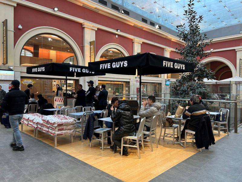 five guys 2