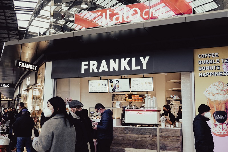 Frankli Bubble Tea mette a segno un primo trimestre 2022 da record: +236% di ricavi rispetto al 2021 Frankly Bubble Tea alla Stazione Centrale di Milano