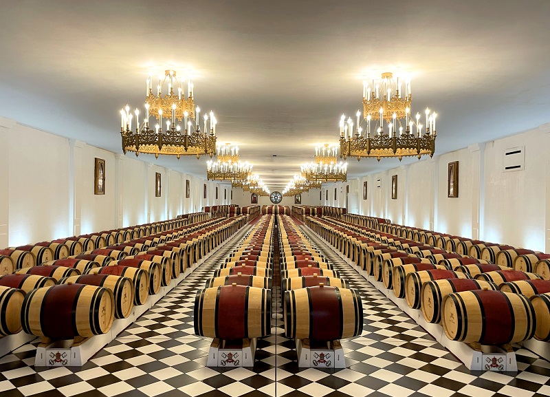 Tannico è il primo eCommerce italiano a mettere a disposizione dei clienti la vendita En Primeur dei vini Bordeaux Tannico porta i vini Bordeaux En Primeur online