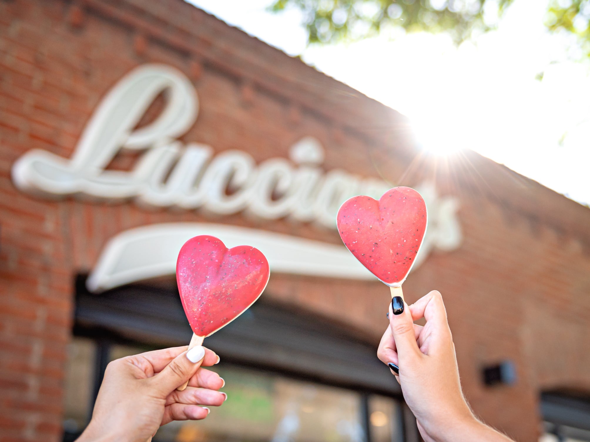 La catena di gelaterie argentine Lucciano's apre il primo store europeo a Roma, a pochi passi dalla fontana di Trevi Lucciano's apre a Roma la prima gelateria europea