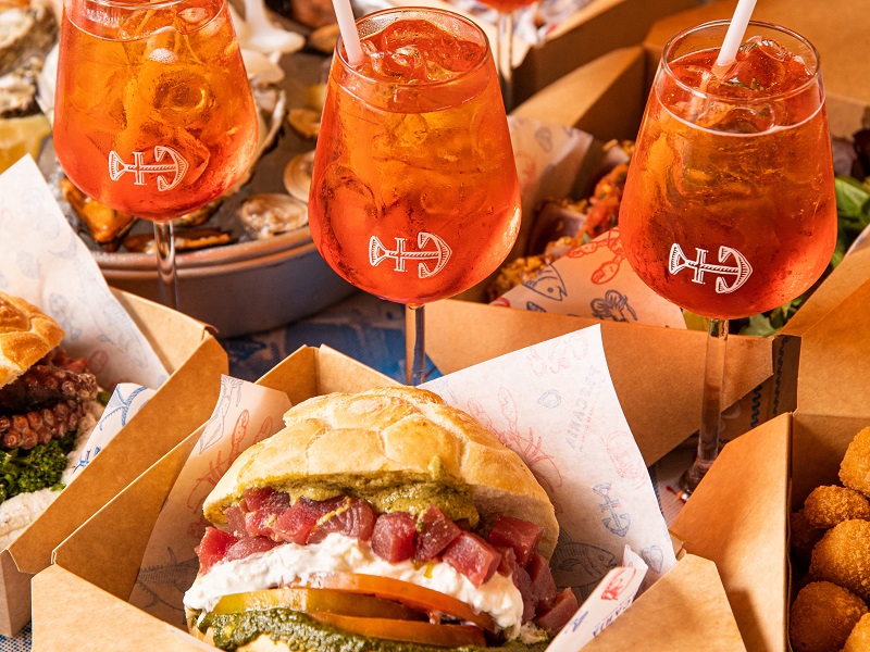 Pescaria apre il secondo fast food veneto di pesce a Padova e avvia l'internazionalizzazione a Vienna Pescaria apre il fast food di pesce a Padova