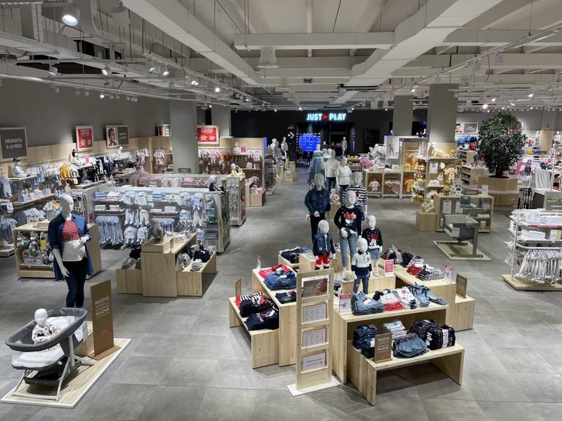 Prénatal: nuova veste e un tocco digital per la storica sede di Cernusco sul Naviglio