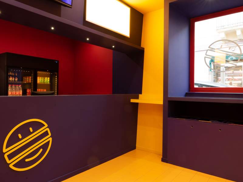 La nuova insegna Crush Burger apre a Catania e punta sulla Gen Z