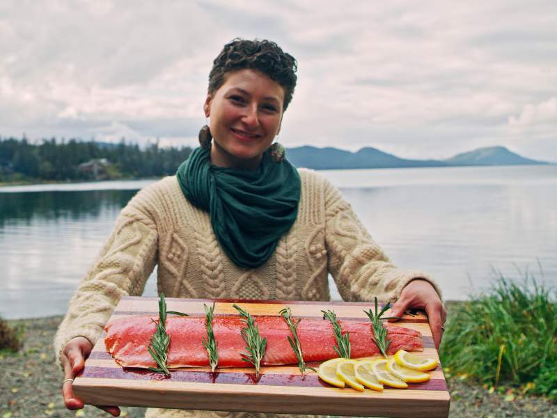 Il salmone che arriva dall'Alaska: 5 tipologie, tutte selvagge e sostenibili da scoprire a gennaio