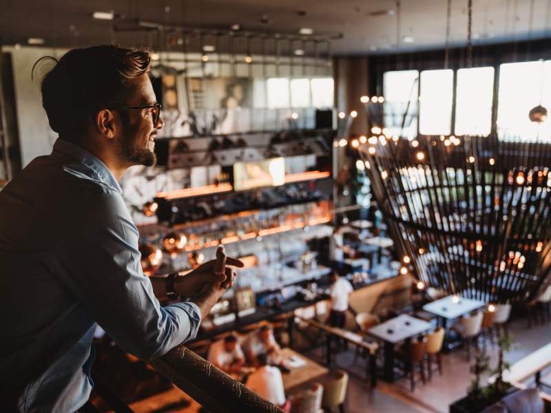 Ad aprile, secondo i dati Confimprese-Jakala, i consumi nel fuoricasa crescono del +12,3% rispetto al mese precedente Ad aprile, secondo i dati Confimprese-Jakala, i consumi nel fuoricasa crescono del +12,3% rispetto al mese precedente