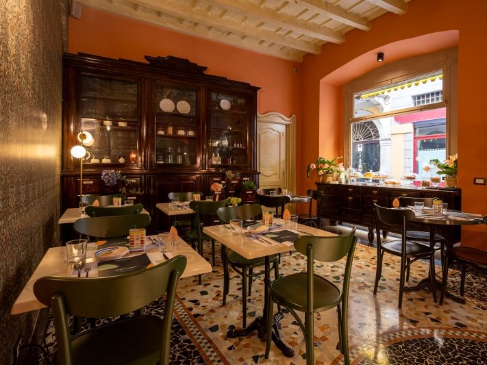 La nuova sala del secondo punto vendita Mediterranea a Milano La nuova sala del secondo punto vendita Mediterranea a Milano
