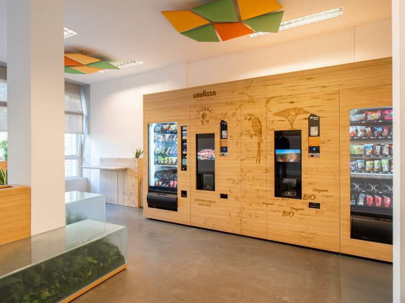 La nuova area break di Lavazza all'interno della biblioteca dell'Università Bocconi di Milano
