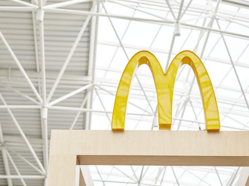 McDonald's si prepara ad assumere 5mila persone nel 2023 McDonald's si prepara ad assumere 5mila persone nel 2023