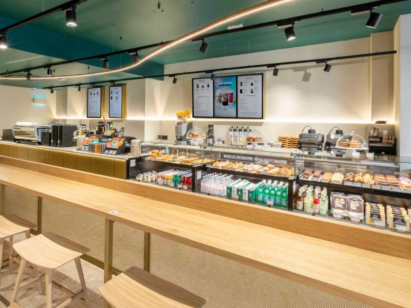 Il nuovo Starbucks di Bari Il nuovo Starbucks di Bari