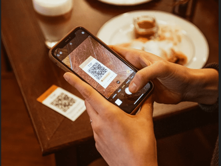 La mancia al ristorante? Con TackPay diventa cashless e pagabile tramite app