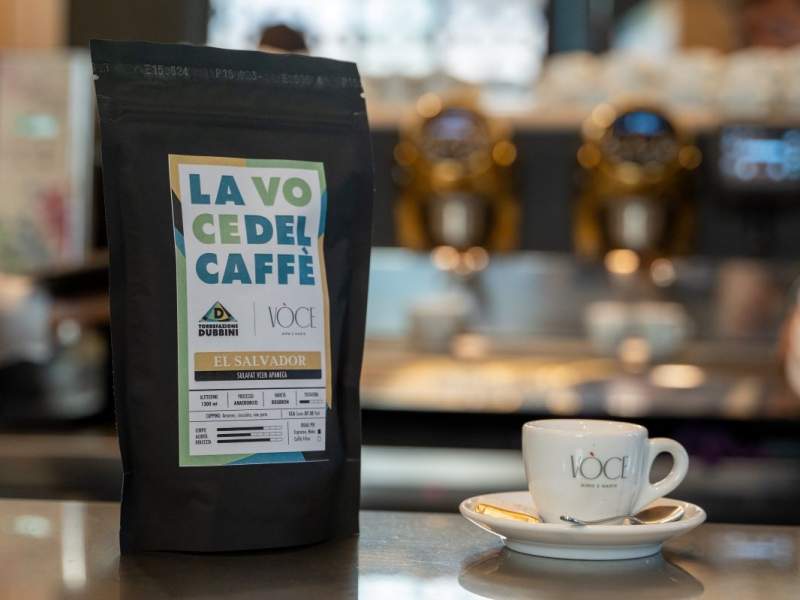 El Salvador, uno degli specialty coffee di Torredazione Dubbini servito alla caffetteria di Voce Aimo e Nadia El Salvador, uno degli specialty coffee di Torredazione Dubbini servito alla caffetteria di Voce Aimo e Nadia