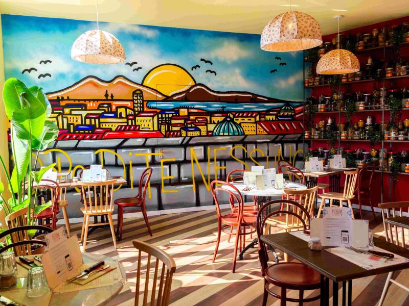 La sala del nuovo locale Pizzium a Pavia