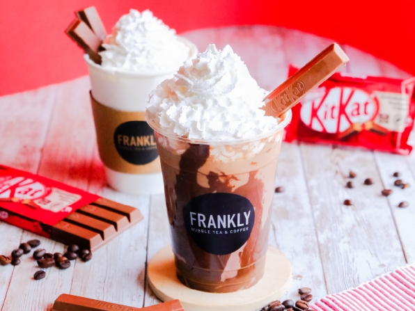 Due delle nuove referenze Frankly Bubble Tea in collaborazione con Nestlé Due delle nuove referenze Frankly Bubble Tea in collaborazione con Nestlé