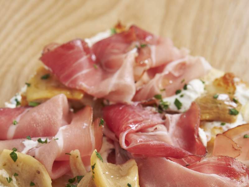 Alice Pizza presenta "L'Autunnale", la nuova pizza stagionale con speck e porcini Alice Pizza presenta "L'Autunnale", la nuova pizza stagionale con speck e porcini