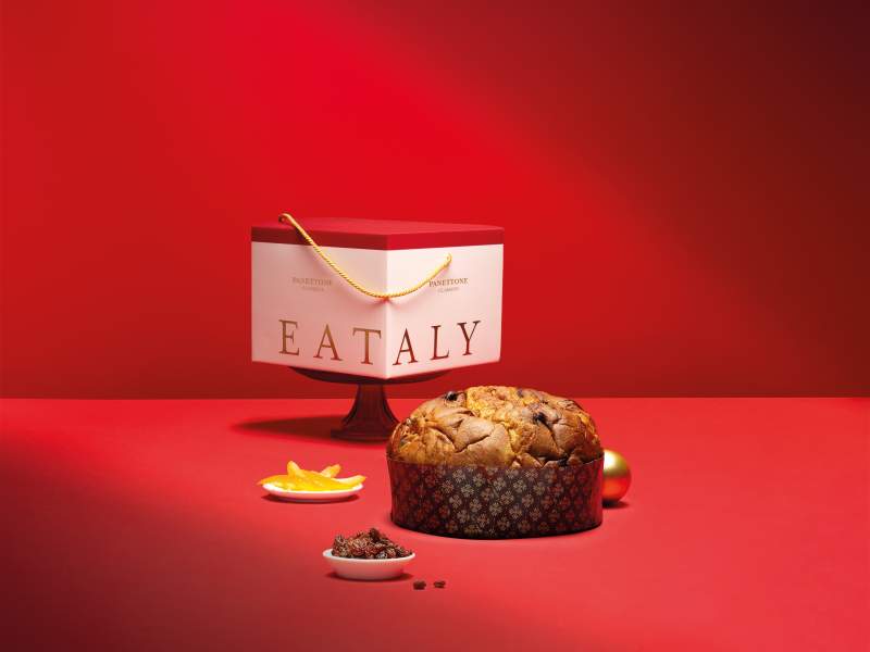 Uno dei tra panettoni e un pandoro che Eataly presenta per la prima volta a Natale Uno dei tra panettoni e un pandoro che Eataly presenta per la prima volta a Natale