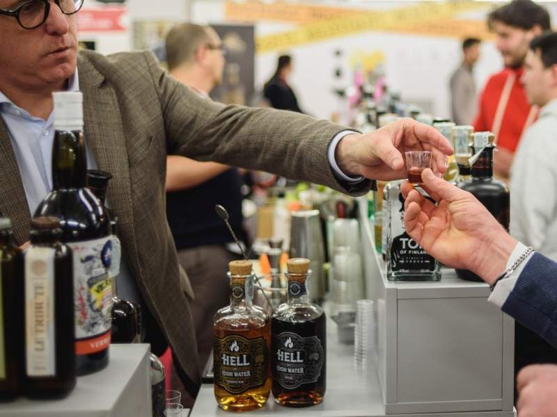 Dai vignaioli indipendenti alle birre bavaresi, il beverage si prende la scena a Hospitality 2024 Dai vignaioli indipendenti alle birre bavaresi, il beverage si prende la scena a Hospitality 2024