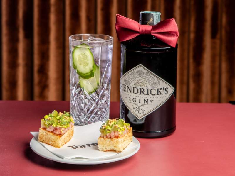 Il Christmas Cucumber, la proposta food&drink di Hendrick's Gin e Torre per l'aperitivo di Natale Il Christmas Cucumber, la proposta food&drink di Hendrick's Gin e Torre per l'aperitivo di Natale