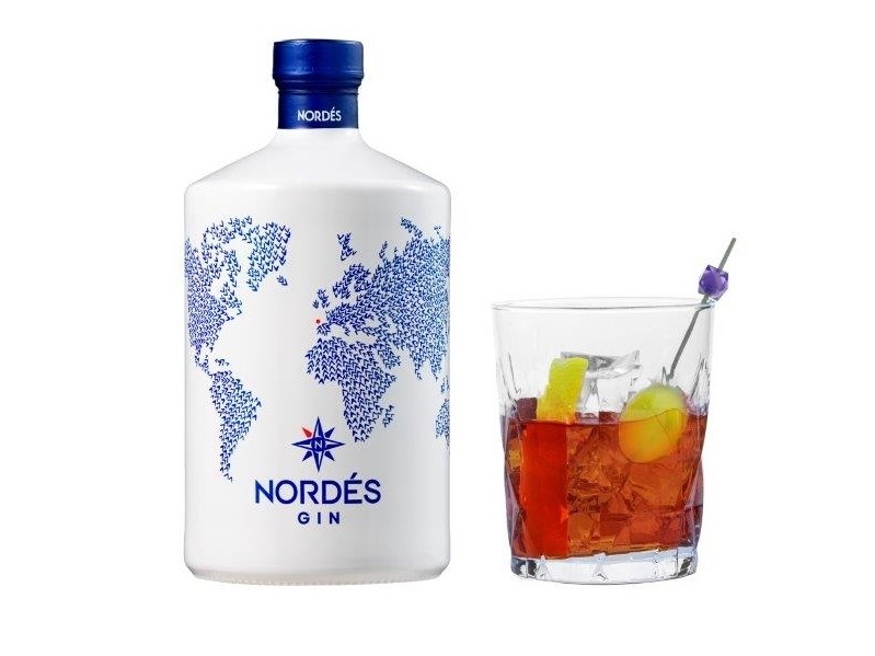 L'iconica bottiglia di Nordés Gin, il rivoluzionario gin premium Made in Galizia