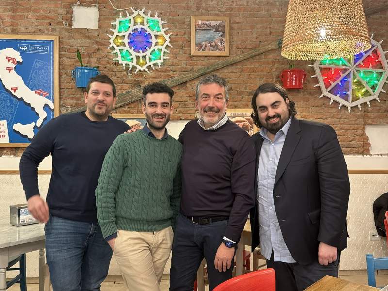 Il board di Pescaria, il primo fast food di pesce italiano Il board di Pescaria, il primo fast food di pesce italiano