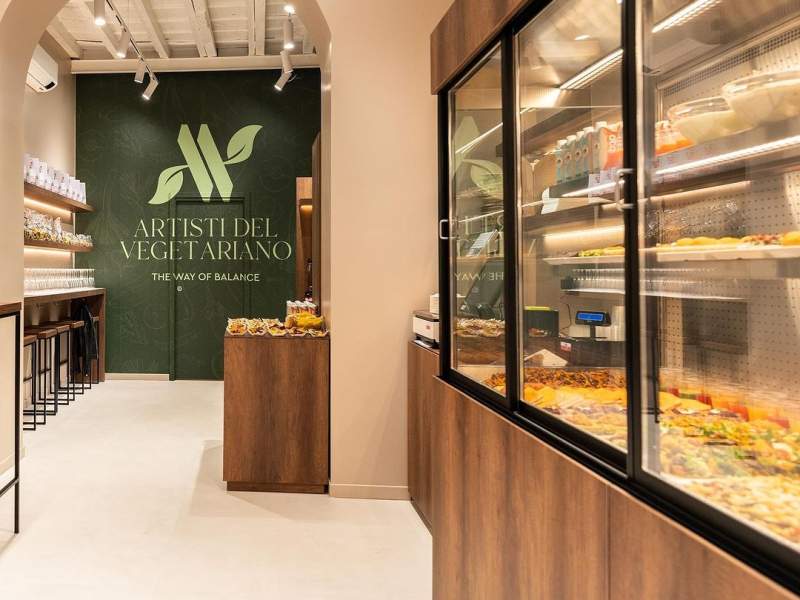 La proposta interamente plant based, stagionale e zero waste di Artisti del Vegetariano è firmata dallo chef Paolo Gramaglia La proposta interamente plant based, stagionale e zero waste di Artisti del Vegetariano è firmata dallo chef Paolo Gramaglia