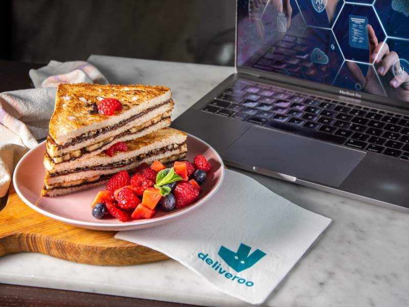 Il Quadrifoglio Toast realizzato con l'intelligenza artificiale e disponibile su Deliveroo Il Quadrifoglio Toast realizzato con l'intelligenza artificiale e disponibile su Deliveroo