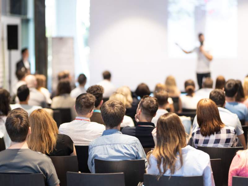 Food Retail Academy inizia l'1 marzo e si tiene a Milano nella sala conferenze di We Are Emma Food Retail Academy inizia l'1 marzo e si tiene a Milano nella sala conferenze di We Are Emma