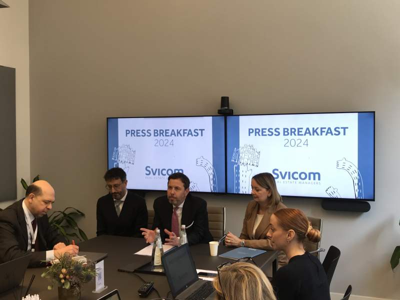 Un momento della presentazione del bilancio Svicom Spa, al centro della foto il chairman Fabio Porreca