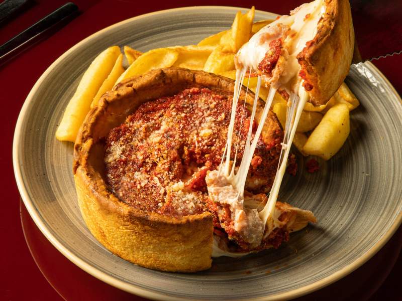 La pizza Chicago Style di Hamerica's