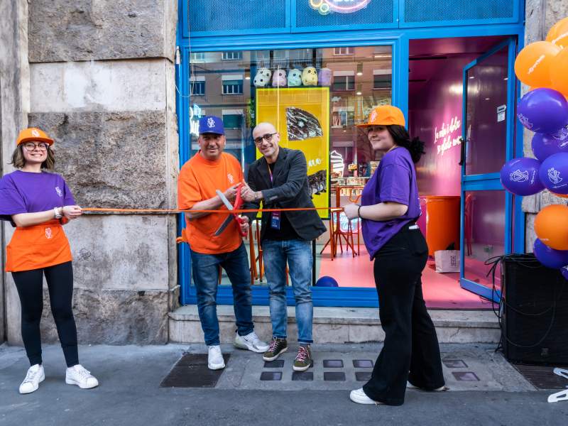 Uno degli ultimi locali La Yogurteria in affiliazione inaugurati da Alberto Langella Uno degli ultimi locali La Yogurteria in affiliazione inaugurati da Alberto Langella