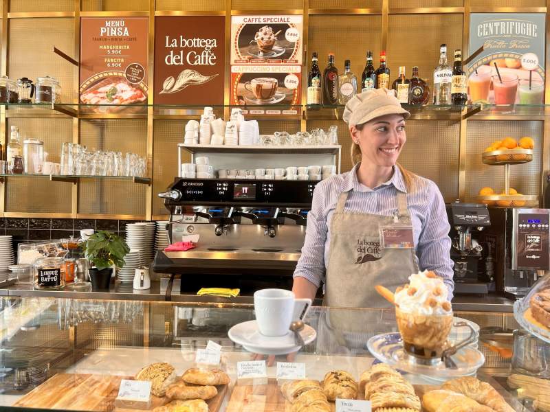 L'interno del nuovo store La bottega del Caffè a Milano L'interno del nuovo store La bottega del Caffè a Milano