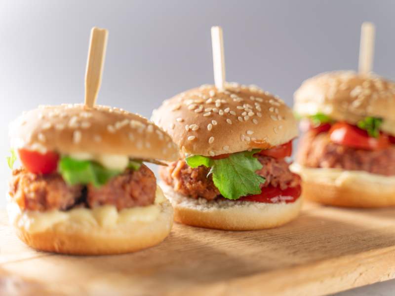 AltroFood è specializzato in prodotti plant based con etichetta corta AltroFood è specializzato in prodotti plant based con etichetta corta