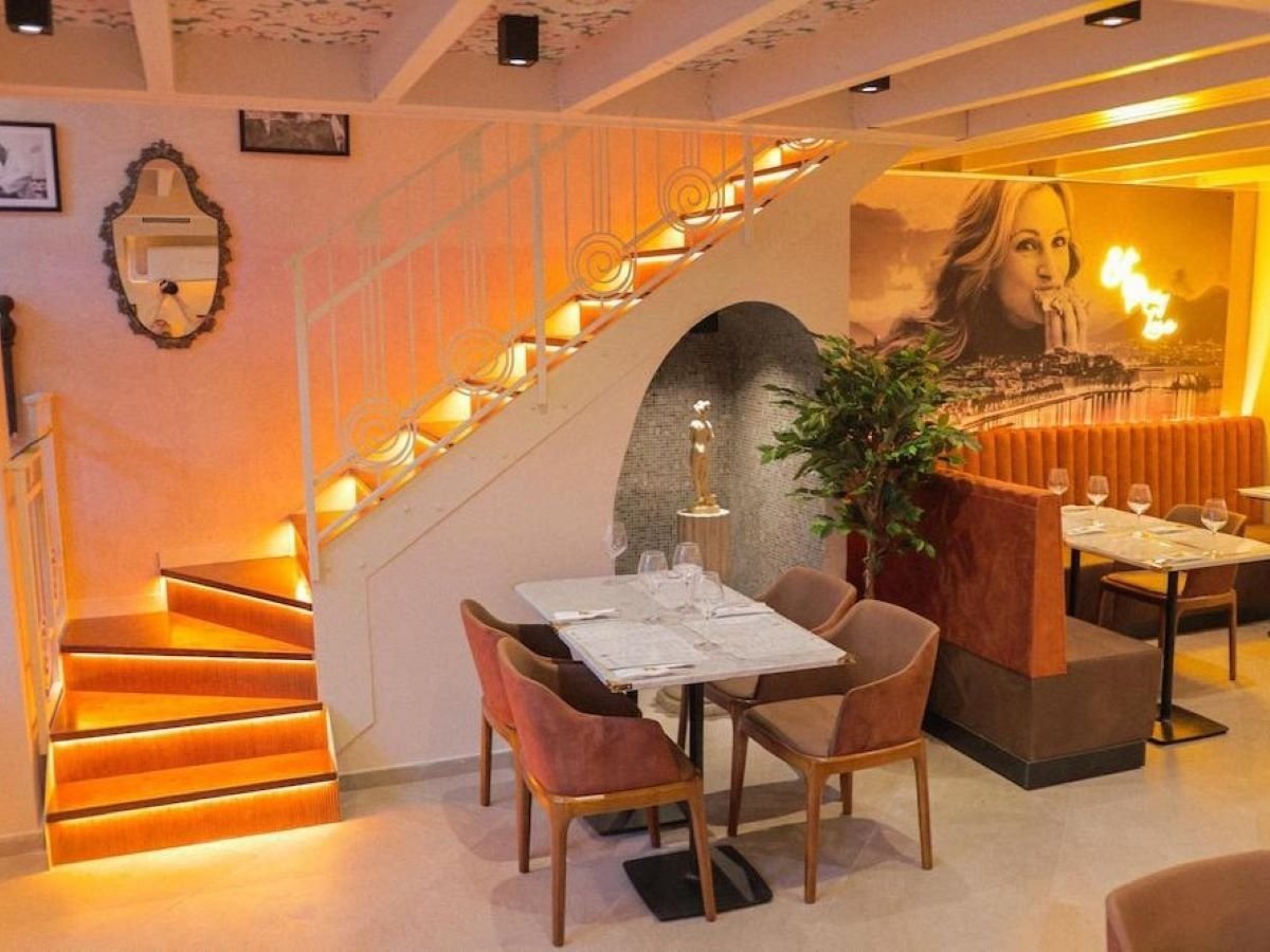 La sala di Antica Pizzeria Da Michele ad Amsterdam La sala di Antica Pizzeria Da Michele ad Amsterdam