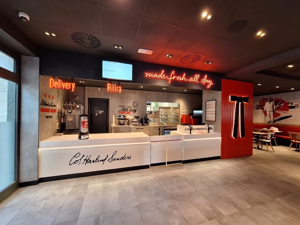 KFC ha raggiunto le 104 aperture con il 10° punto vendita campano a Caserta KFC ha raggiunto le 104 aperture con il 10° punto vendita campano a Caserta