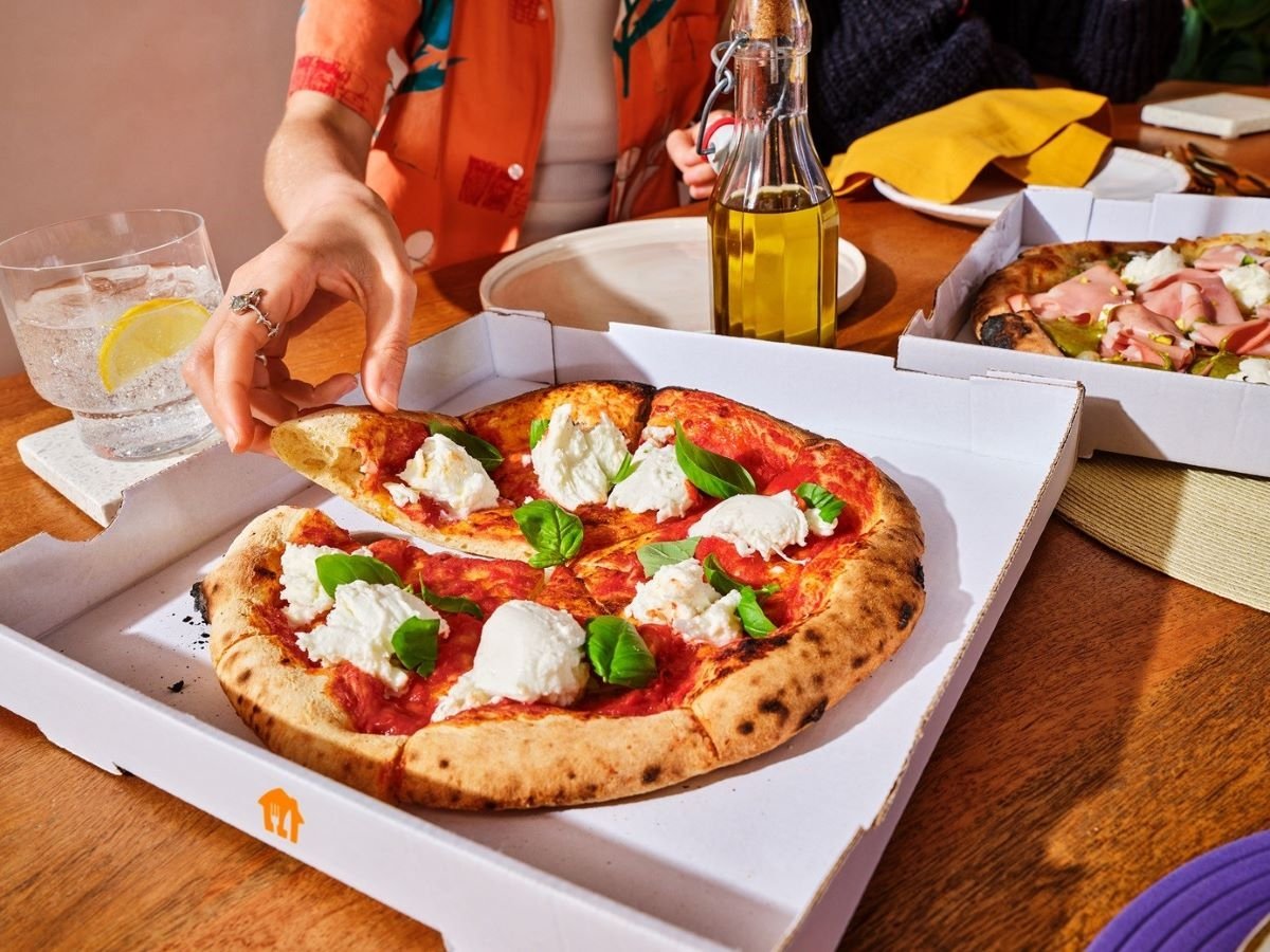 La Margherita rimane la regina incontrastata delle ordinazioni su Just Eat anche a Milano La Margherita rimane la regina incontrastata delle ordinazioni su Just Eat anche a Milano