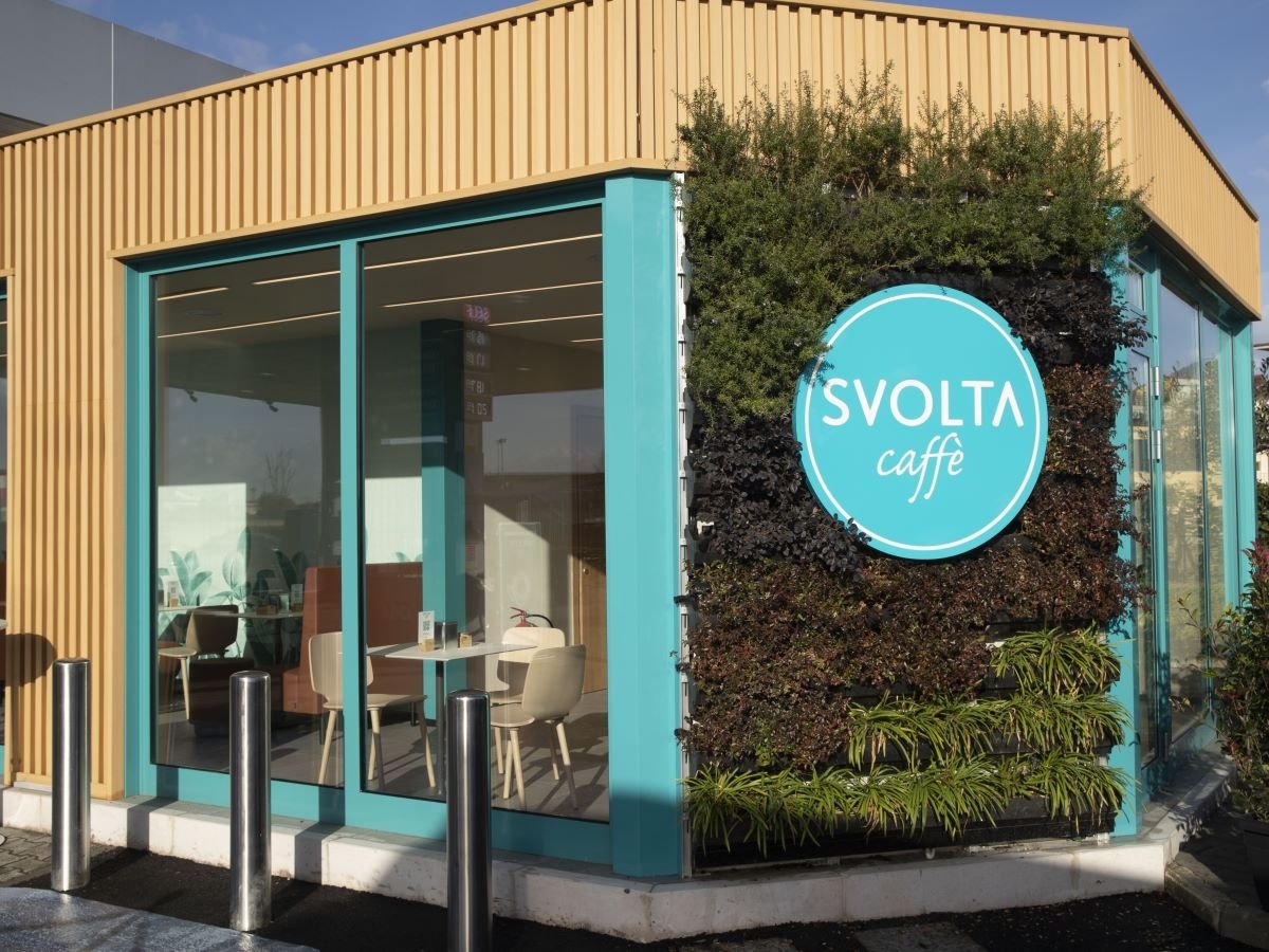 Il primo punto vendita Svolta Caffè di Q8 situato a Mariglianella (NA) Il primo punto vendita Svolta Caffè di Q8 situato a Mariglianella (NA)