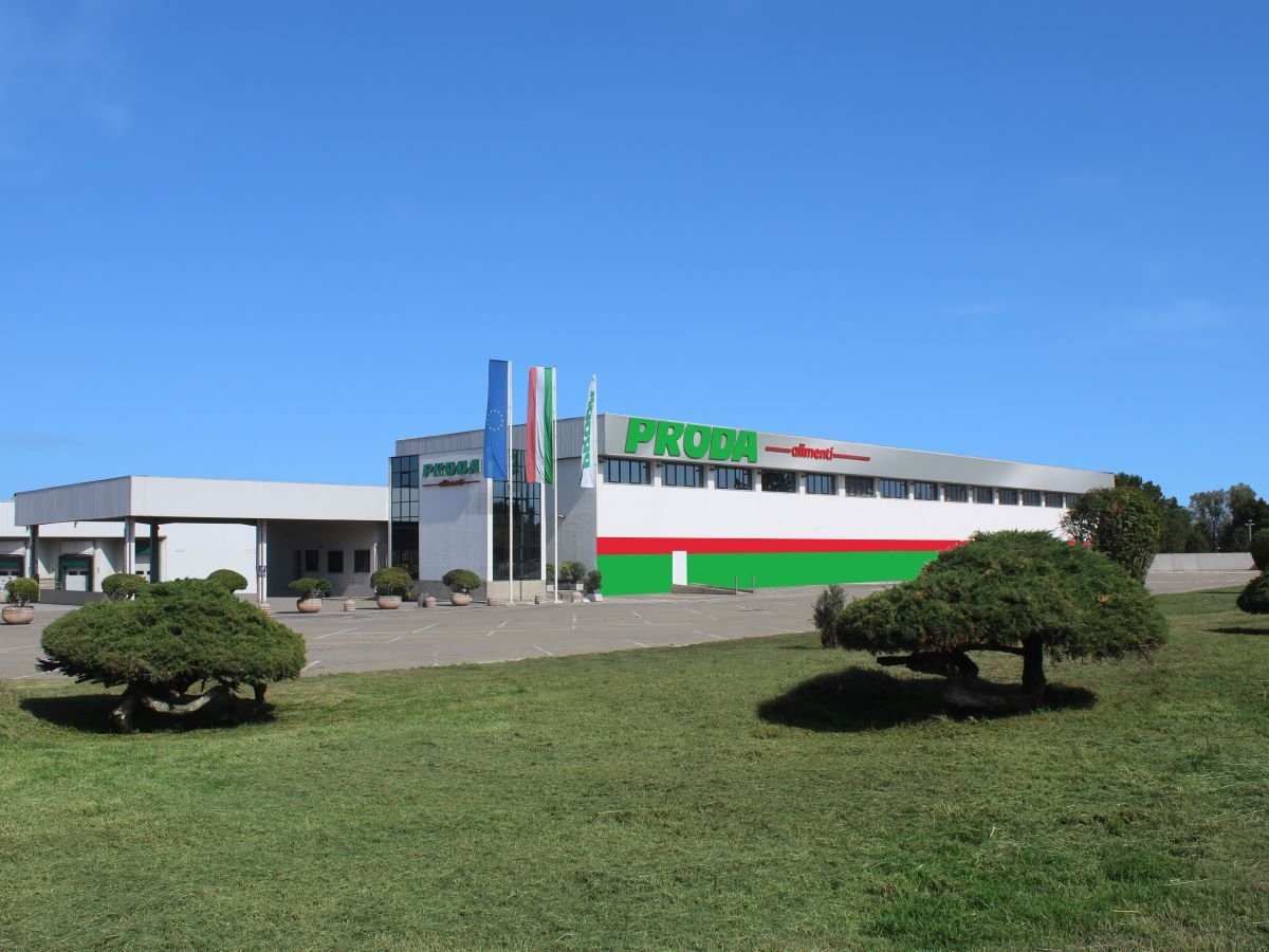 Lo stabilimento di Proda Alimenti, azienda italiana nata nel 1969 Lo stabilimento di Proda Alimenti, azienda italiana nata nel 1969