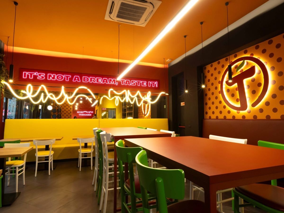 L'interno del primo locale Tegamino's, in viale Bligny 5 a Milano L'interno del primo locale Tegamino's, in viale Bligny 5 a Milano