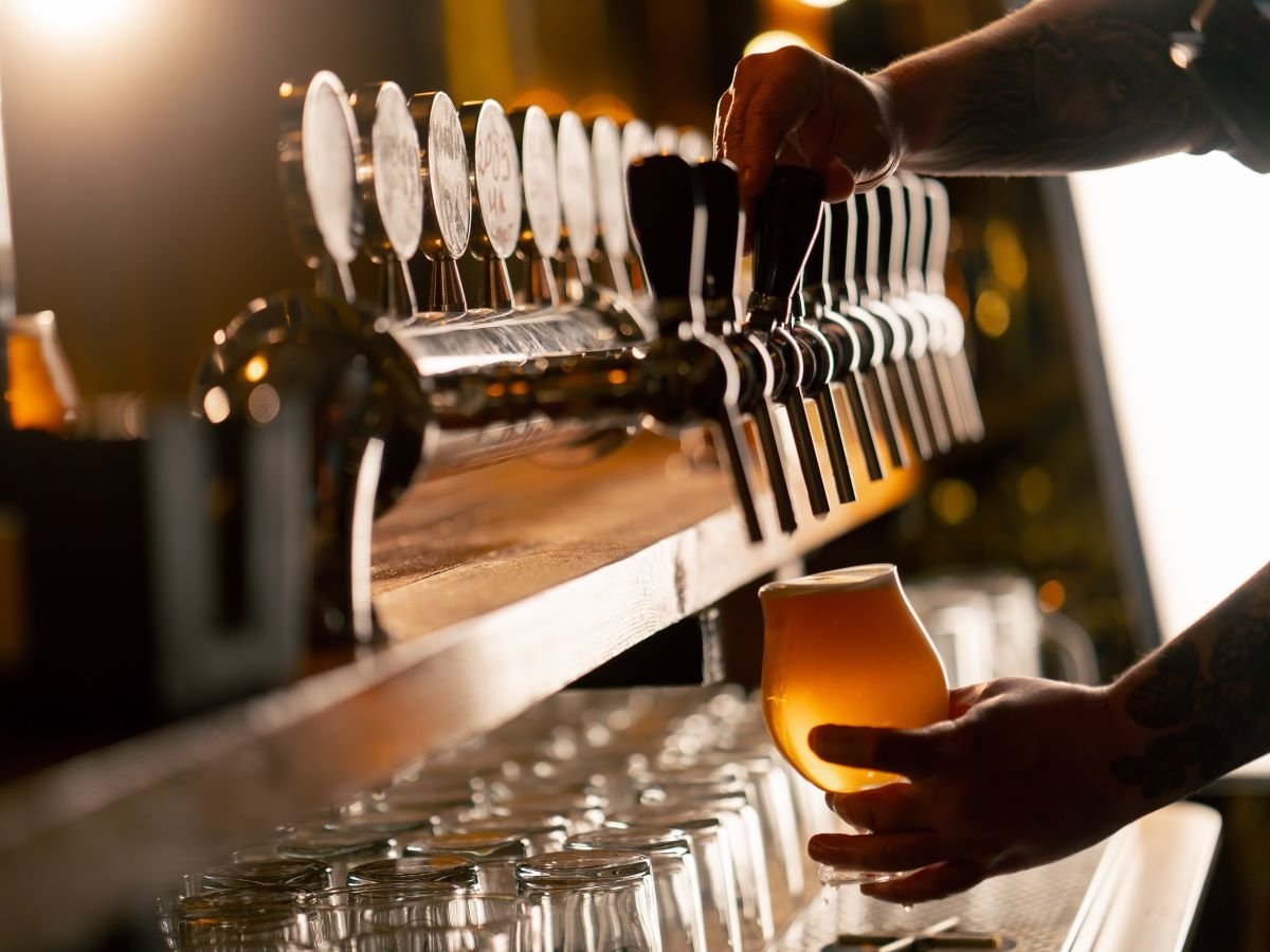 Nel 2024, la spesa al consumo di birra ha raggiunto i 101 miliardi di euro in Italia 