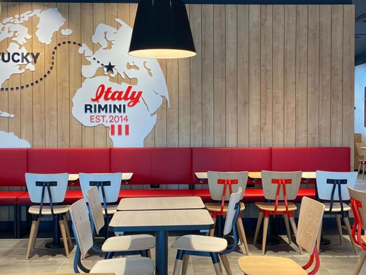Il nuovo KFC di Rimini vanta una sala interna di 350 mq e orari allungati nel weekend