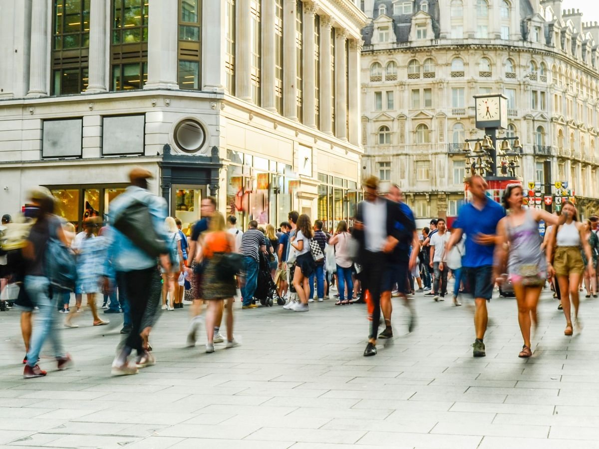 In Italia, secondo Savills, nel primo semestre 2025 il settore retail ha registrato 1.150 milioni di euro di investimenti In Italia, secondo Savills, nel primo semestre 2025 il settore retail ha registrato 1.150 milioni di euro di investimenti