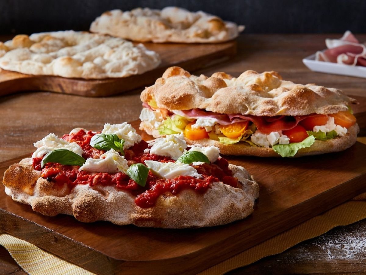 La pinsa è scelta dai consumatori per la sua naturale digeribilità (49%) e croccantezza (48%) La pinsa è scelta dai consumatori per la sua naturale digeribilità (49%) e croccantezza (48%)