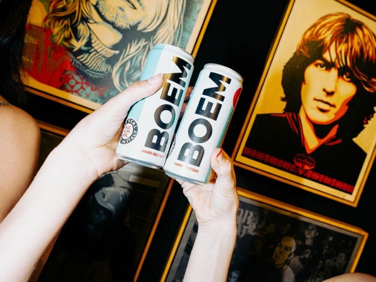 Boem è un hard seltzer dal basso contenuto alcolico e senza zuccheri Boem è un hard seltzer dal basso contenuto alcolico e senza zuccheri