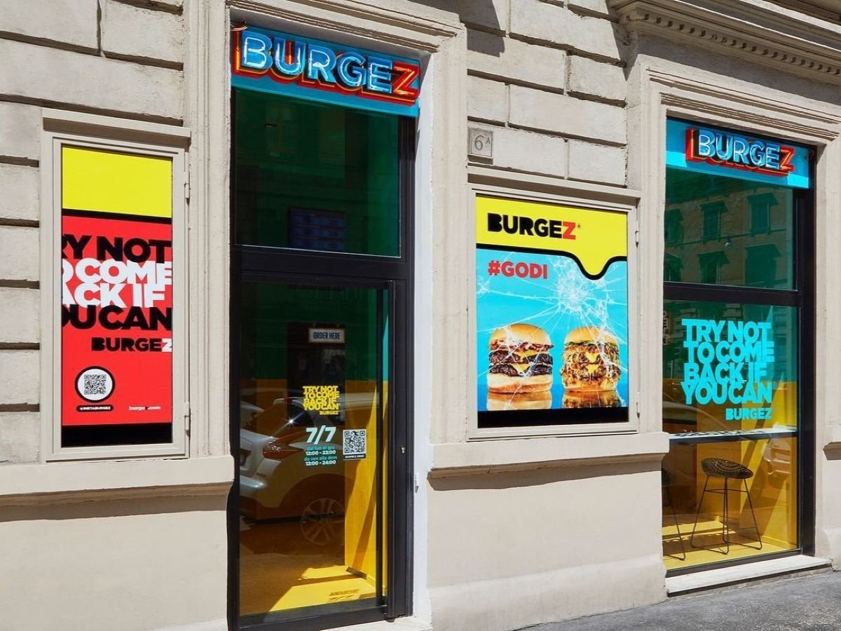 Uno dei punti vendita di Burgez in Italia Uno dei punti vendita di Burgez in Italia