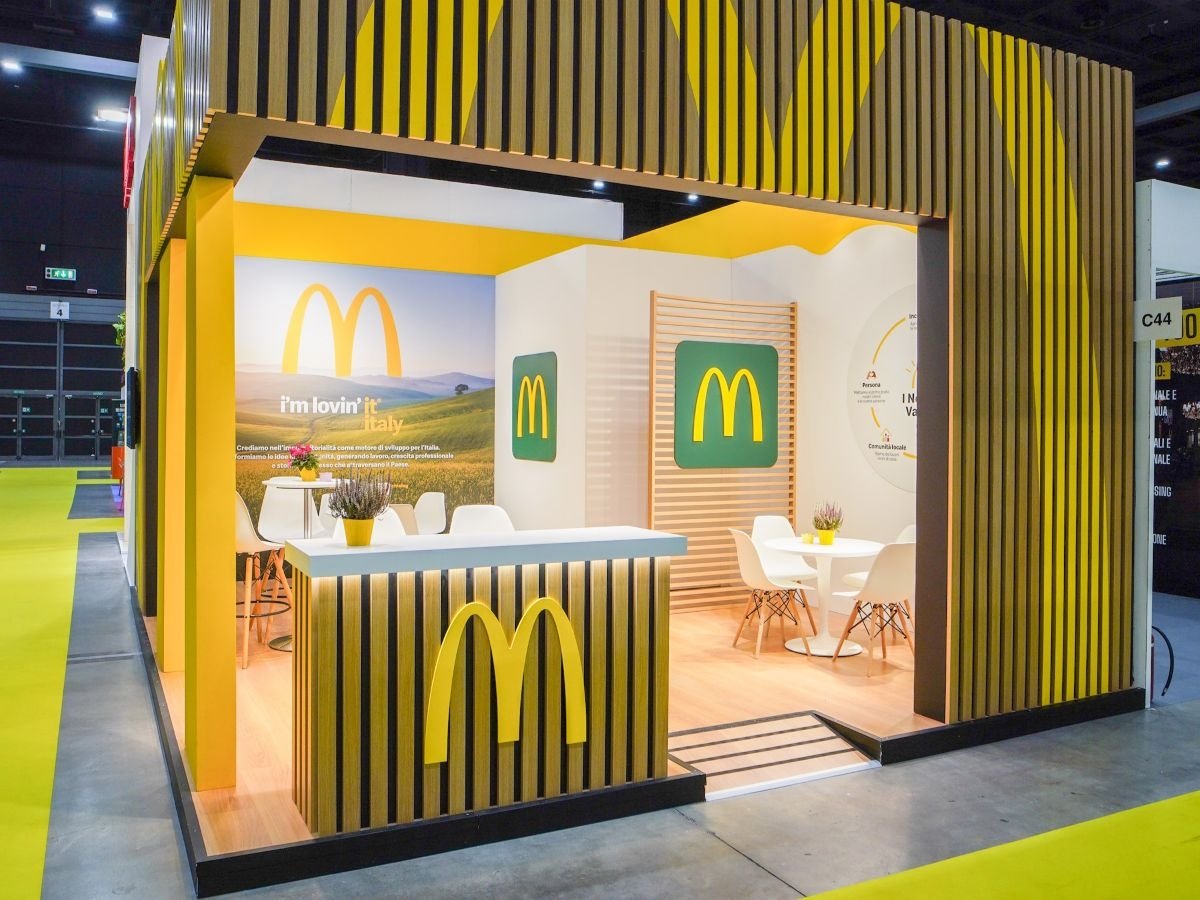 Lo stand McDonald's all'ultimo Salone Franchising di Milano Lo stand McDonald's all'ultimo Salone Franchising di Milano