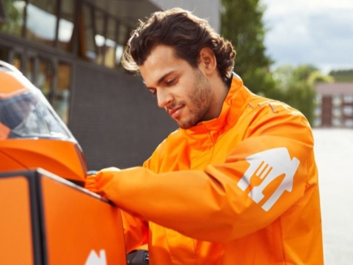 Sono 150 i rider di Just Eat coinvolti dalla collaborazione con Cooltra