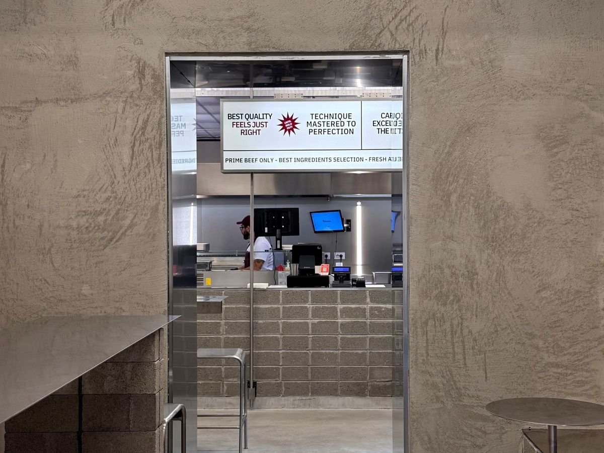 L'ingresso di un punto vendita Street Smash Burger