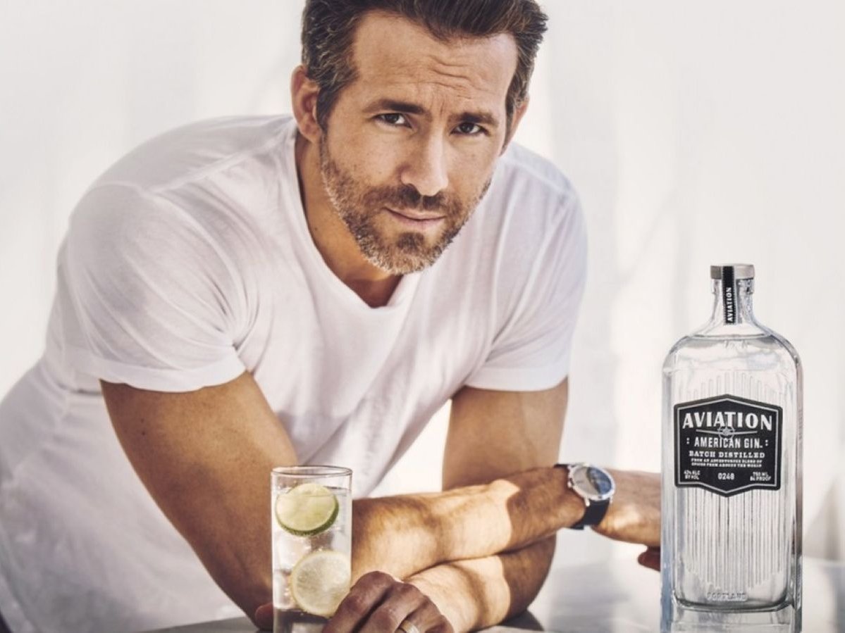 Aviation Amercian Gin è distribuito in Italia da Rinaldi 1957