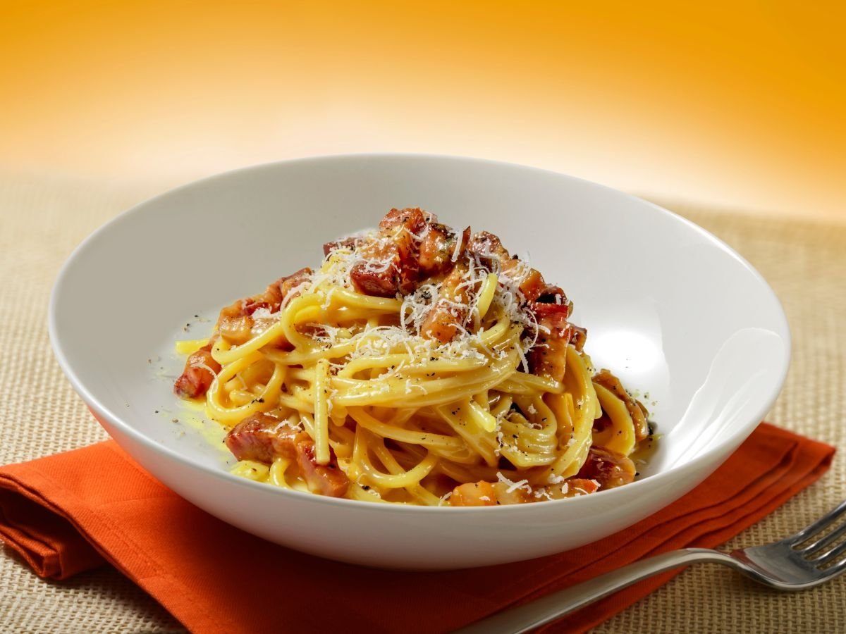 La Carbonara è il piatto di pasta preferito degli italiani: nel 46,1% dei casi è la prima scelta