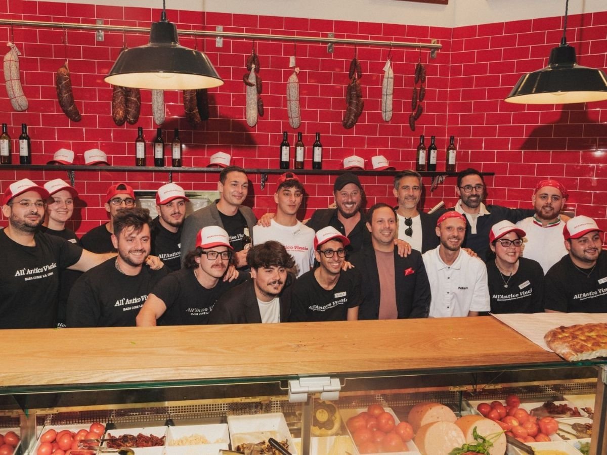 Il team italiano de All'Antico Vinaio di Sydney