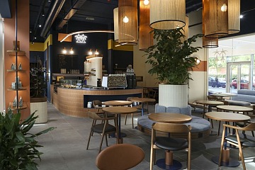 Il punto vendita Cafezal all'interno di BiM Bicocca a Milano